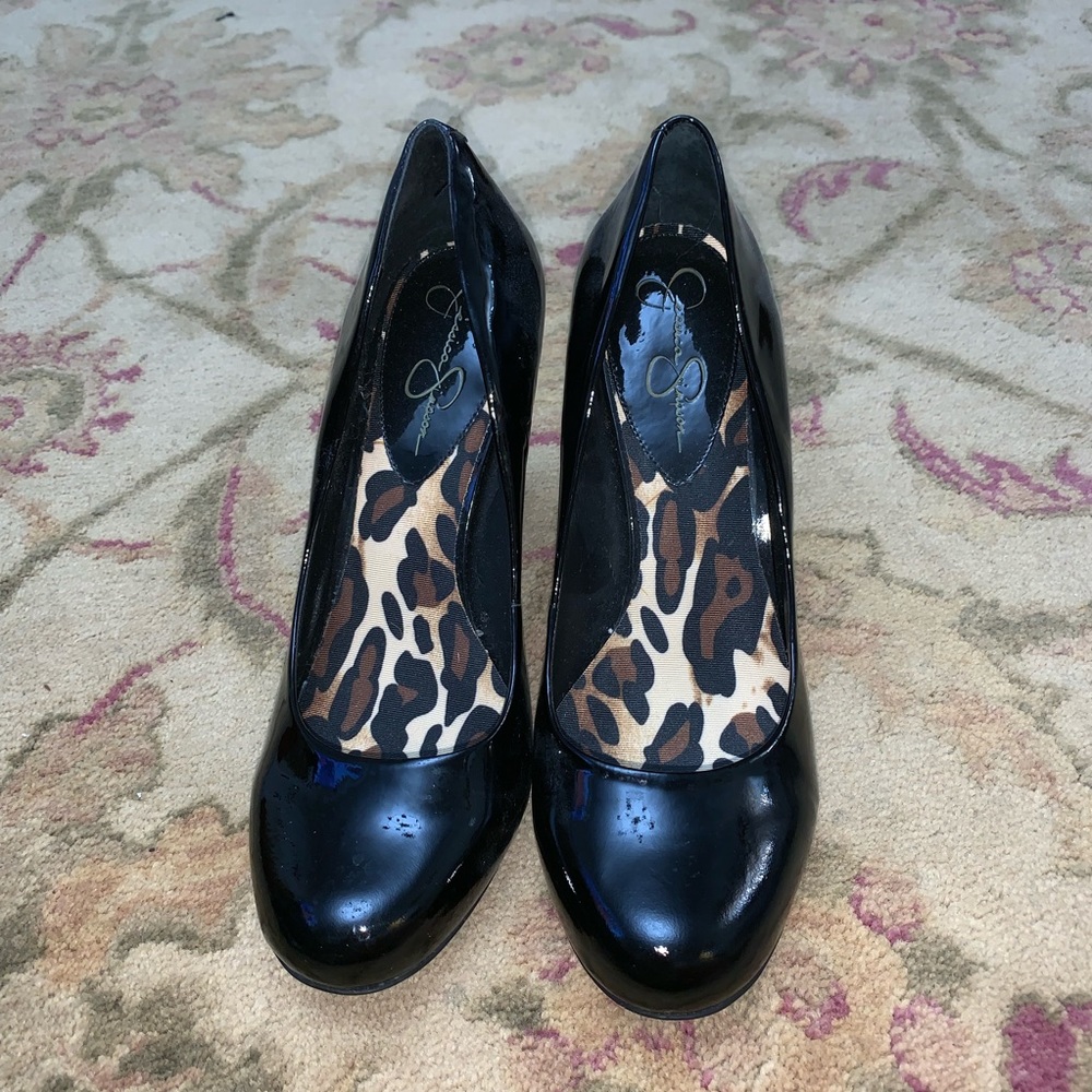 Jessica Simpson black Patent Pumps Size 11